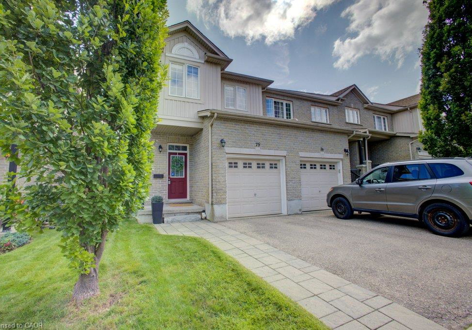 105-pinnacle-drive-kitchener-ontario-40858402