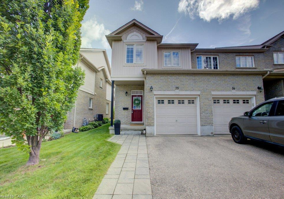 105-pinnacle-drive-kitchener-ontario-40858402
