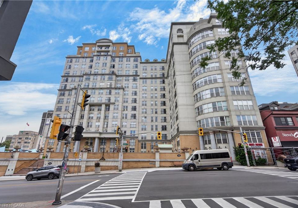 135-james-street-s-hamilton-ontario-40858407