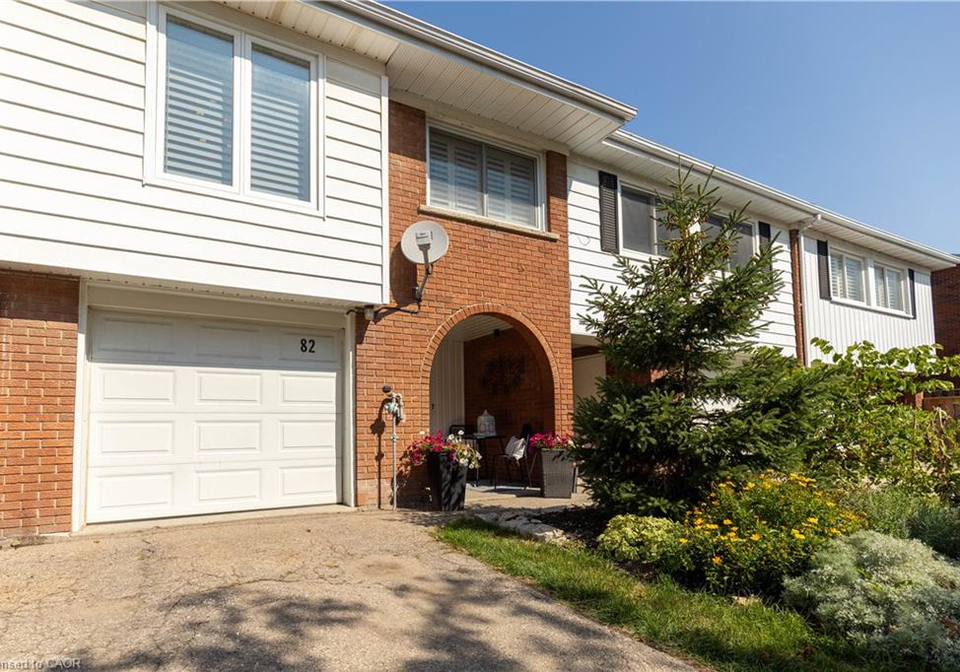82-overlea-drive-kitchener-ontario-40858409