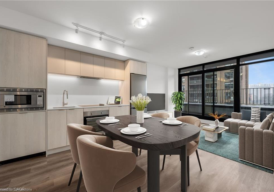 1-jarvis-street-hamilton-ontario-40858424