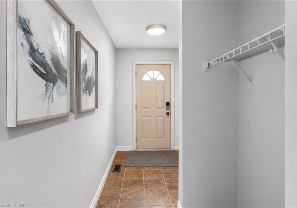 899-stone-church-road-e-hamilton-ontario-40858428