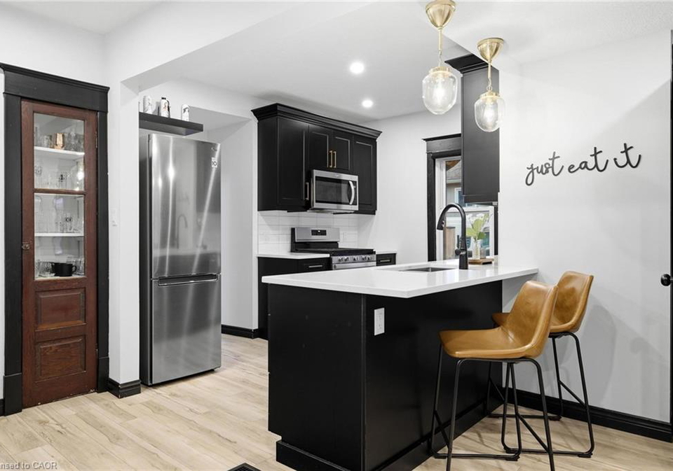 35-arthur-street-n-elmira-ontario-40858436