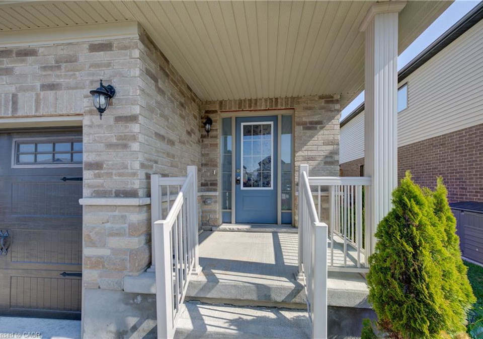 80-miranda-path-elmira-ontario-40858439