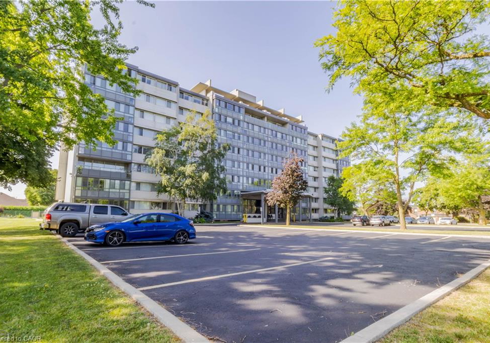 24-midland-drive-kitchener-ontario-40858443
