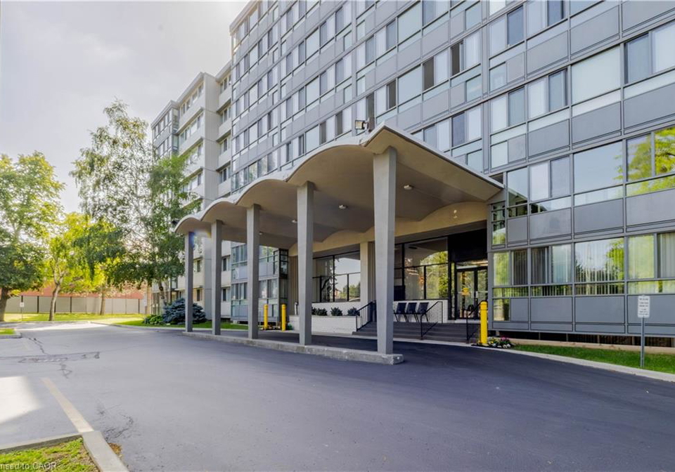 24-midland-drive-kitchener-ontario-40858443