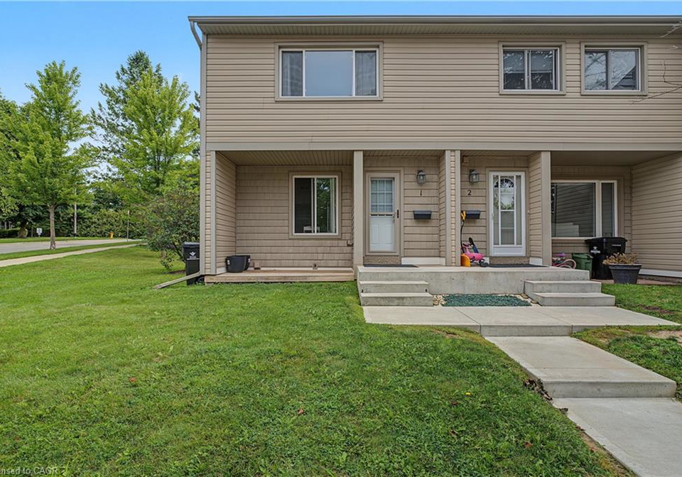 15-green-valley-drive-kitchener-ontario-40858458
