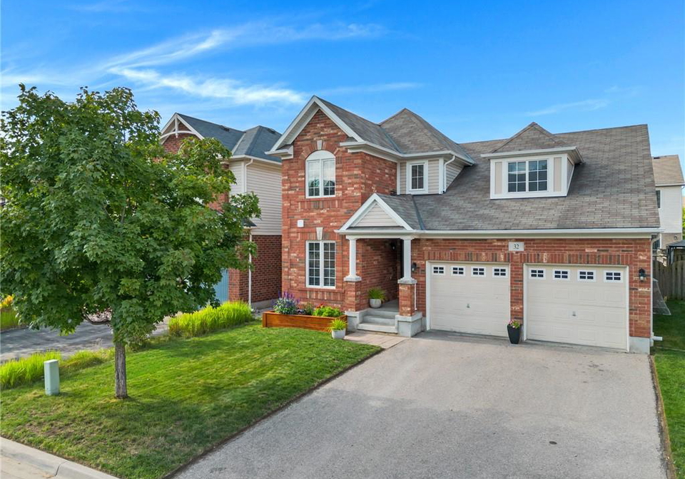 32-chase-crescent-cambridge-ontario-40858485