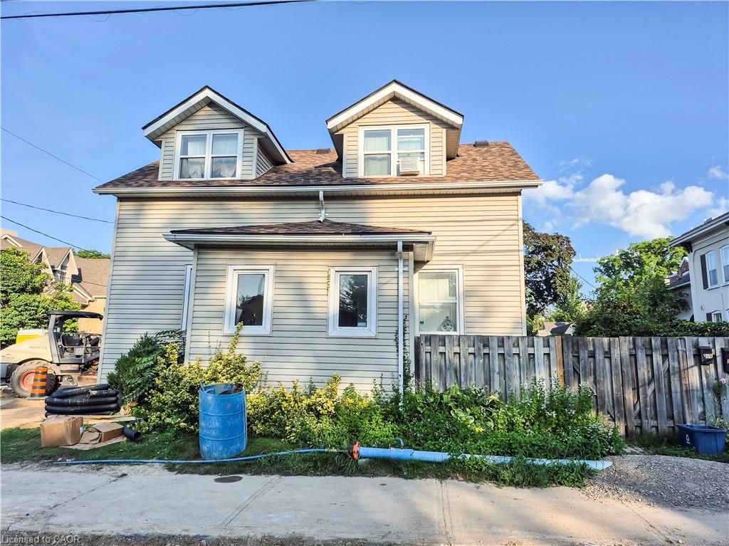 39-union-street-e-waterloo-ontario-40858514