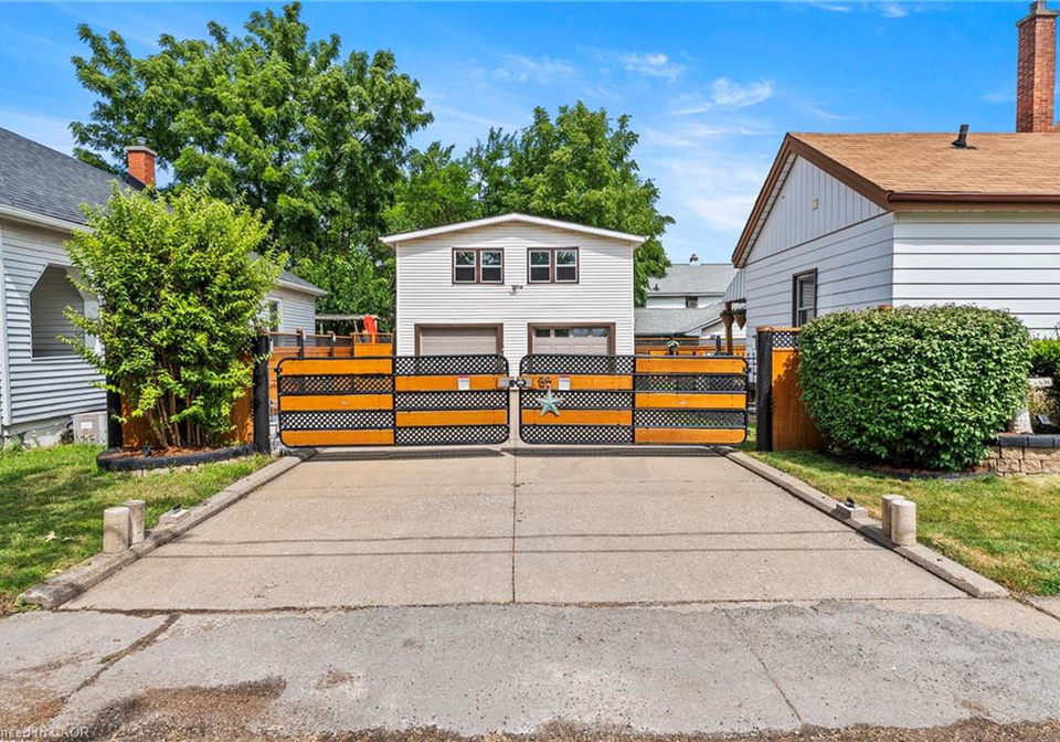 85-pine-street-s-thorold-ontario-40858523