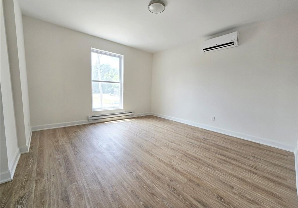 63-main-street-e-grimsby-ontario-40858526