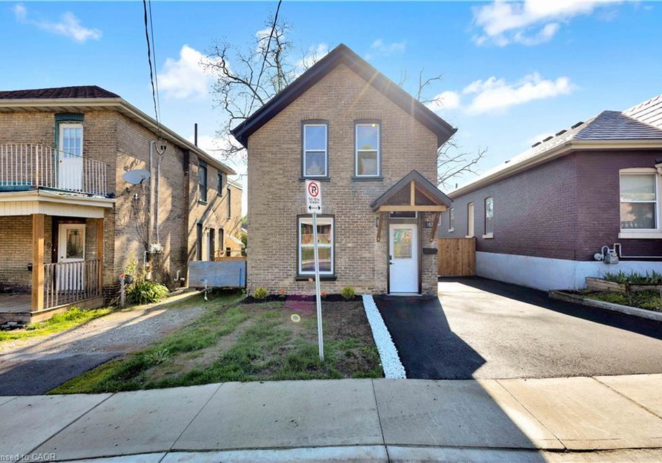 187-drummond-street-brantford-ontario-40858548