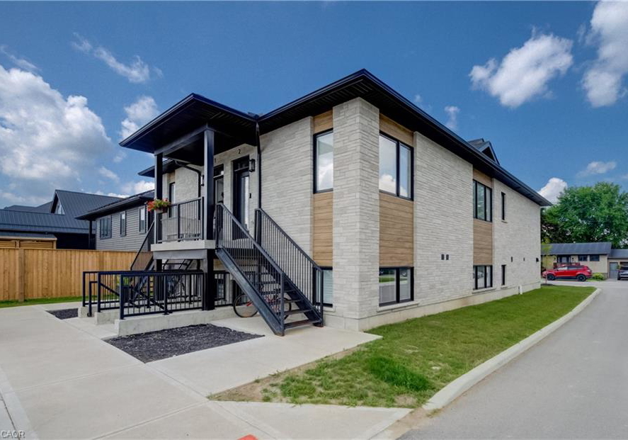 440-wellington-street-e-mount-forest-ontario-40858550