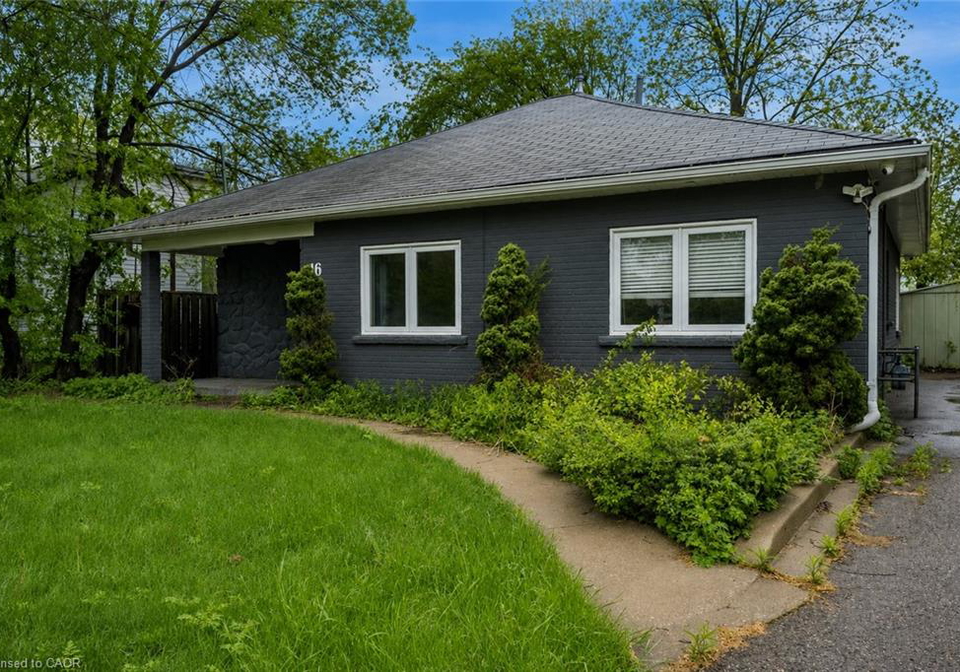 16-woodward-avenue-brampton-ontario-40858552