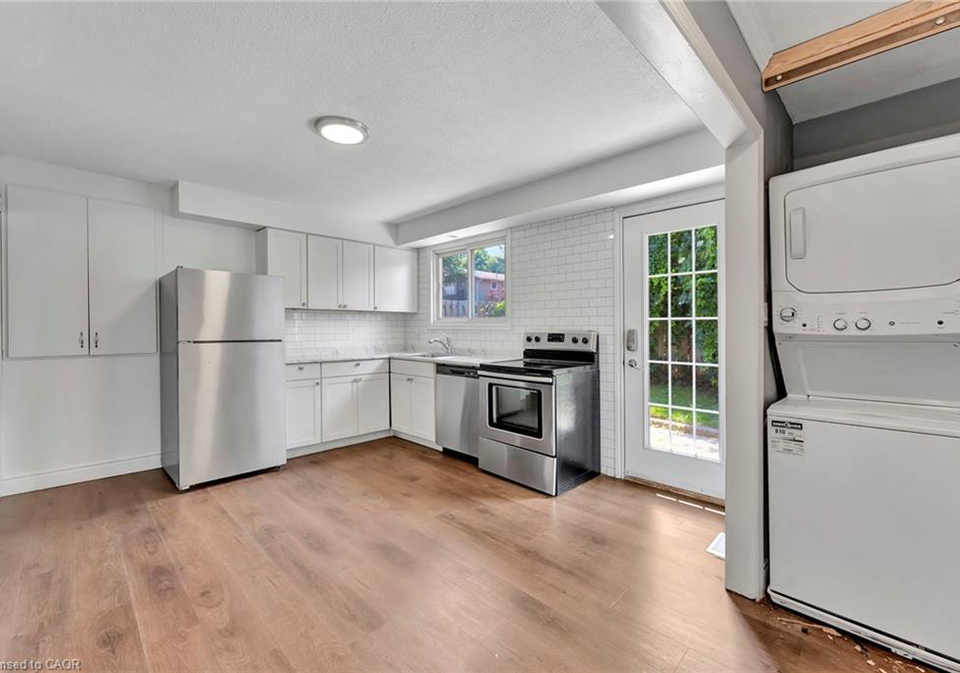 7-hillside-drive-kitchener-ontario-40858562