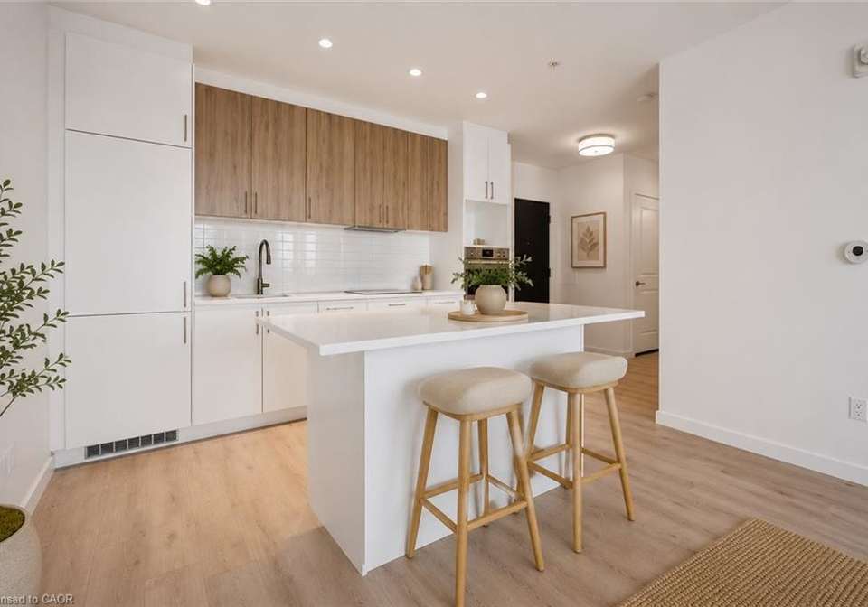 181-king-street-s-waterloo-ontario-40858577