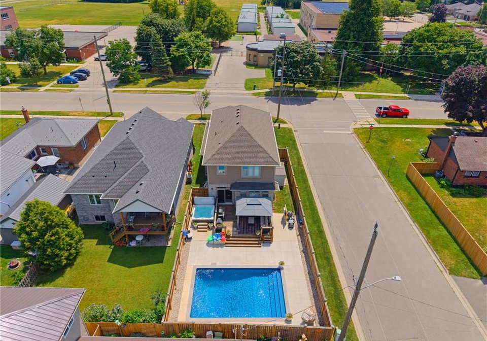63a-clench-avenue-brantford-ontario-40858612