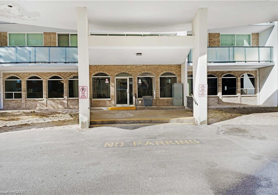 359-geneva-street-10th-line-shore-ontario-40858616