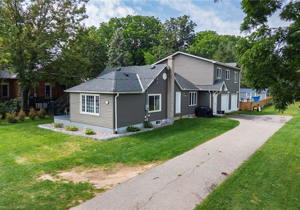 78-oak-street-simcoe-ontario-40858627
