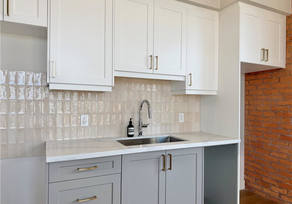 56-york-boulevard-hamilton-ontario-40858641