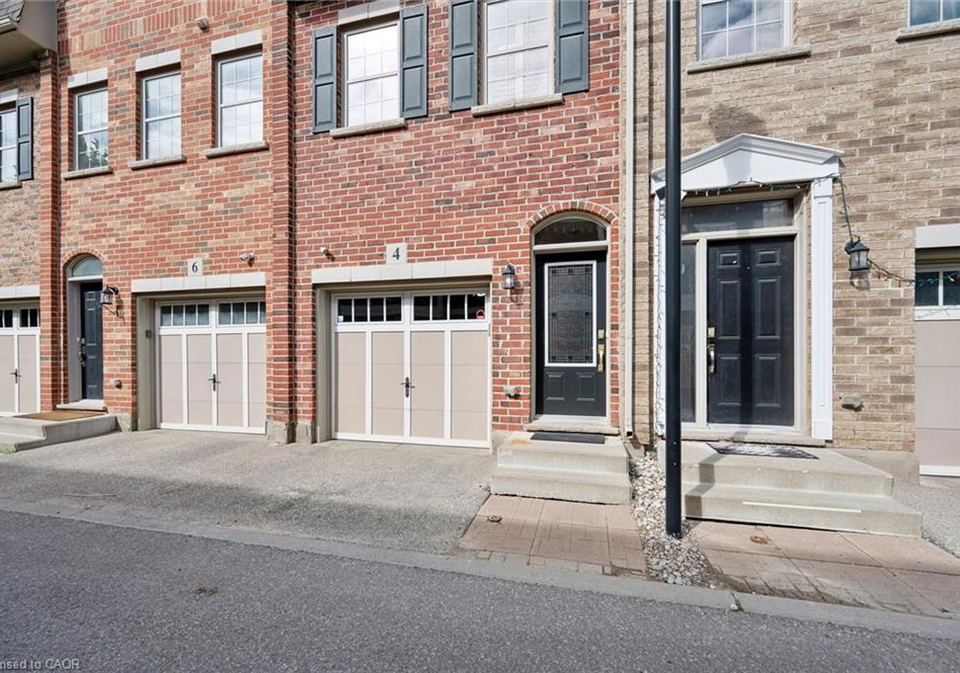 4-cheltenham-mews-kitchener-ontario-40858664