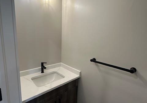 40-walker-road-ingersoll-ontario-40858683