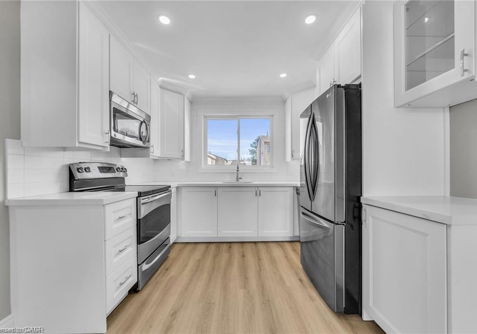250-magnolia-drive-hamilton-ontario-40858688