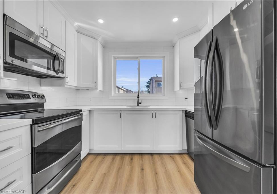 250-magnolia-drive-hamilton-ontario-40858688