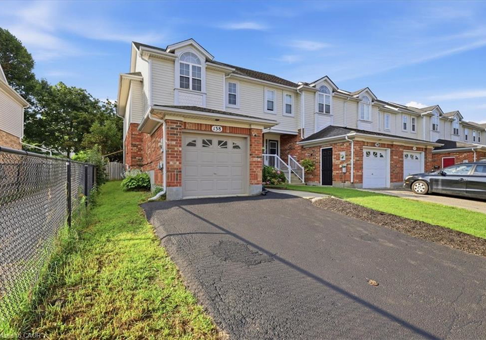 138-werstine-terrace-cambridge-ontario-40858702