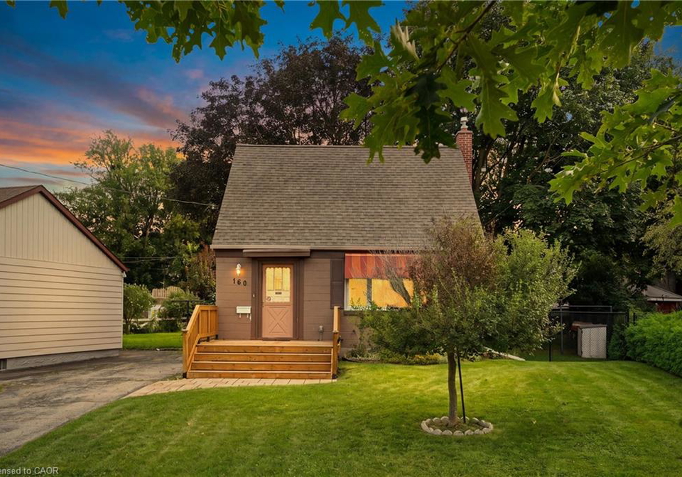 160-lorne-crescent-kitchener-ontario-40858718