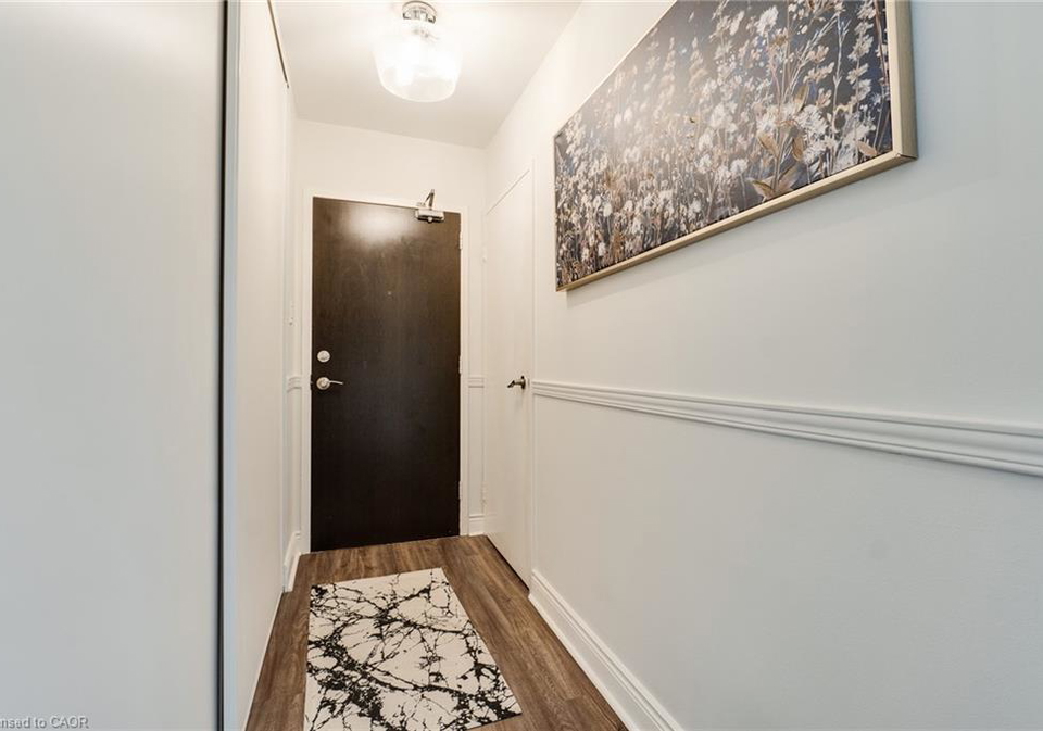 212-kerr-street-oakville-ontario-40858740