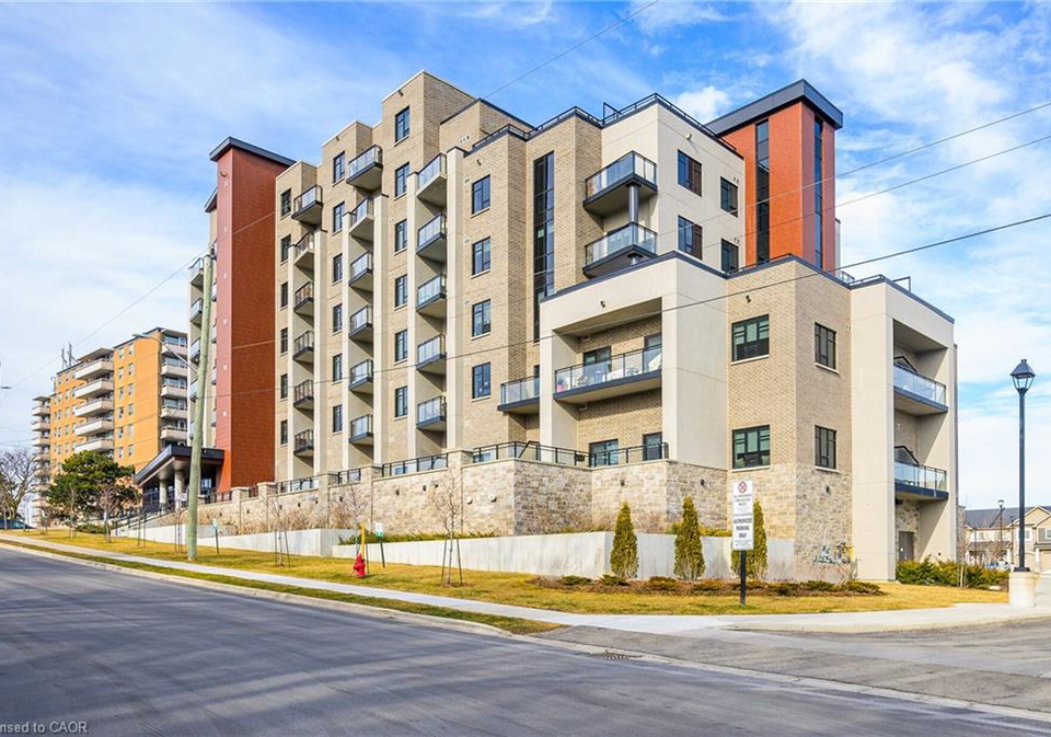 30-hamilton-street-s-waterdown-ontario-40858742