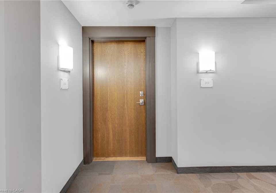 30-hamilton-street-s-waterdown-ontario-40858742
