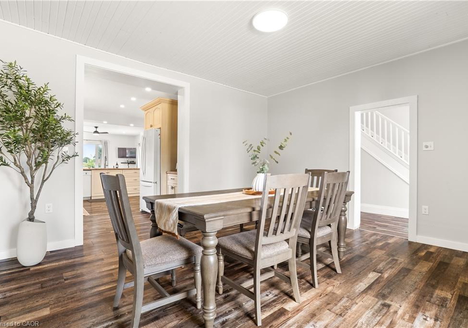 9116-hwy-6-n-kenilworth-ontario-40858774