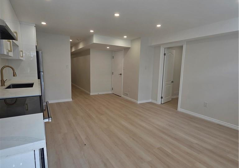 41-queensgate-crescent-breslau-ontario-40858782