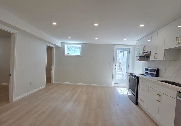 41-queensgate-crescent-breslau-ontario-40858782