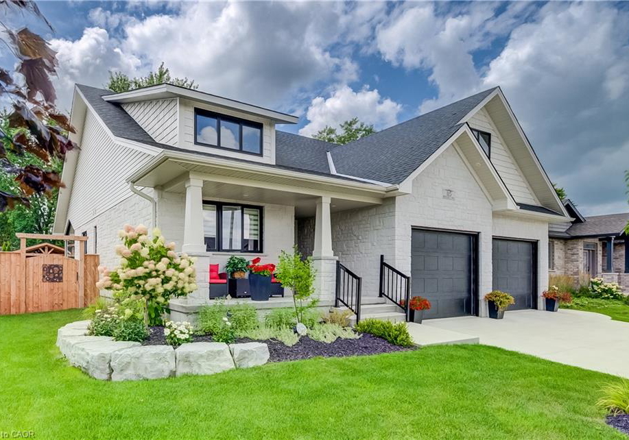 115-ronnies-way-mount-forest-ontario-40858794