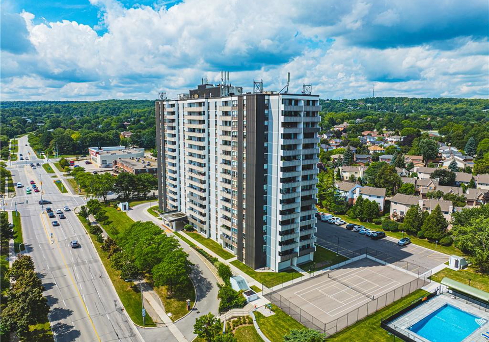 2055-upper-middle-road-burlington-ontario-40858801