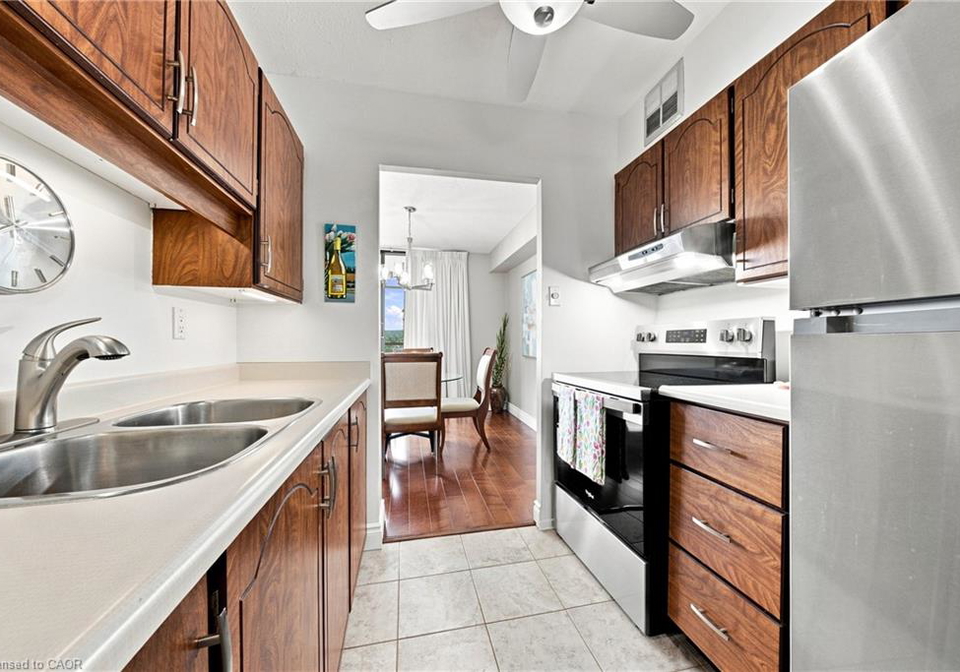 2055-upper-middle-road-burlington-ontario-40858801