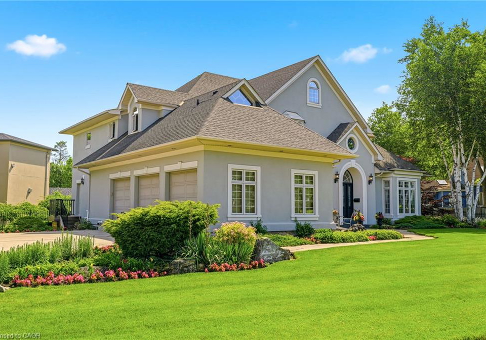 28-millcreek-court-ancaster-ontario-40858821
