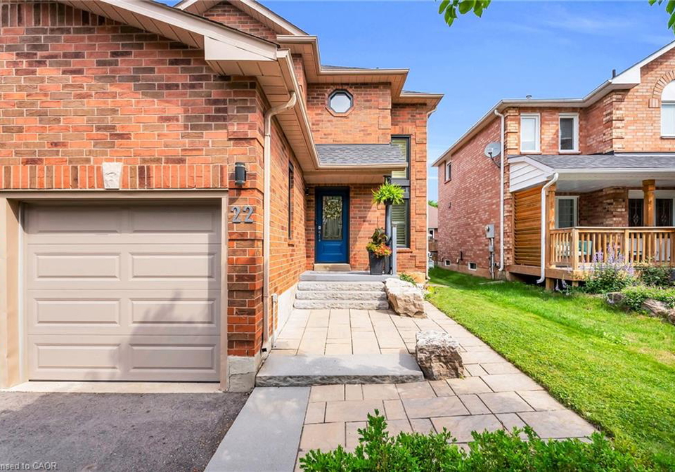 22-mccullough-crescent-georgetown-ontario-40858828