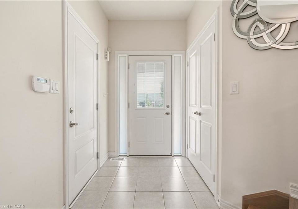 67-pinot-crescent-stoney-creek-ontario-40858845