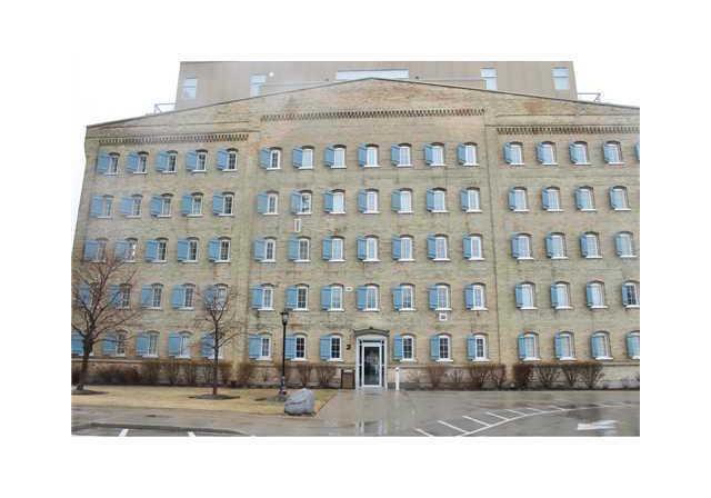 3-father-david-bauer-drive-waterloo-ontario-40858849