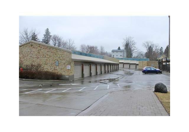 3-father-david-bauer-drive-waterloo-ontario-40858849