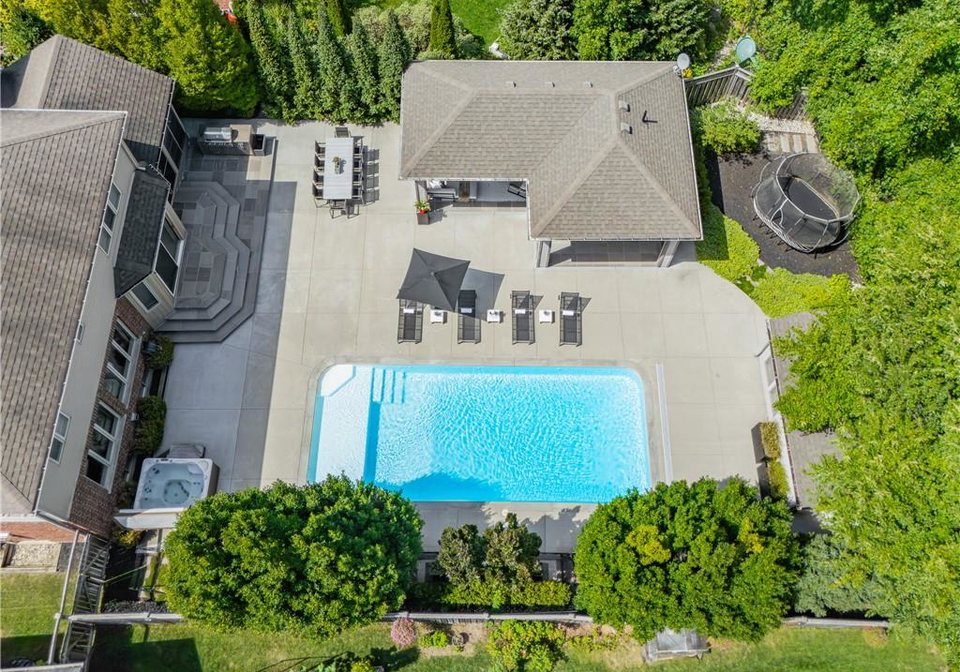 640-chesapeake-drive-waterloo-ontario-40858851