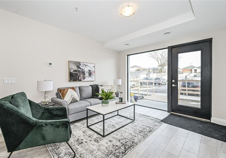 5-wake-robin-drive-kitchener-ontario-40858863