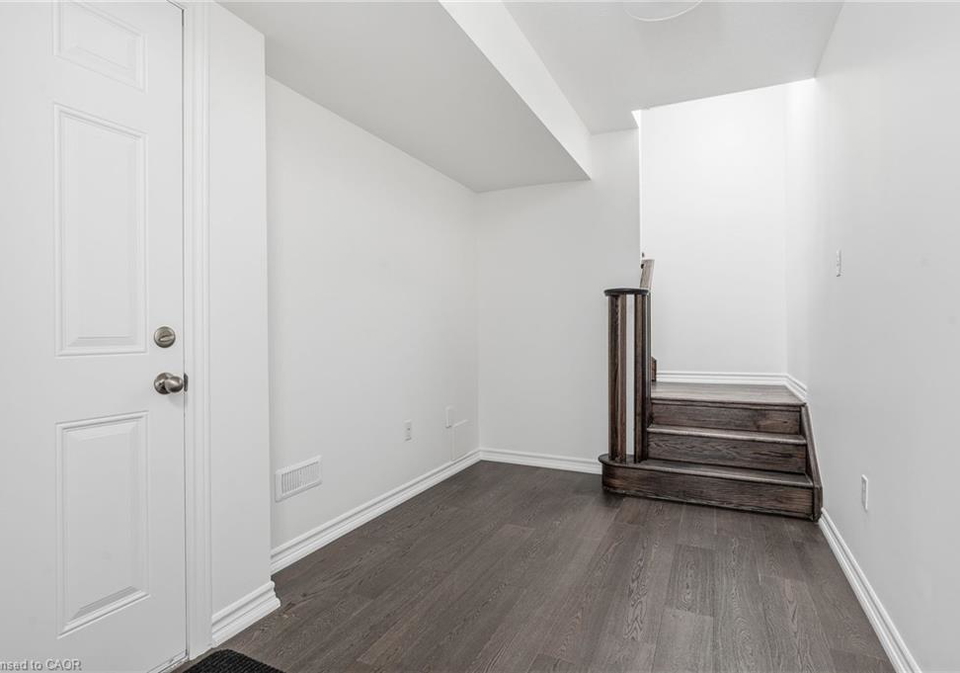 26-hiscott-drive-waterdown-ontario-40858864