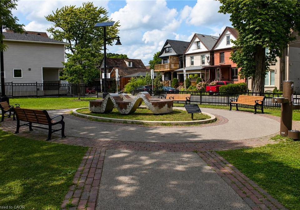 56-wentworth-street-hamilton-ontario-40858883