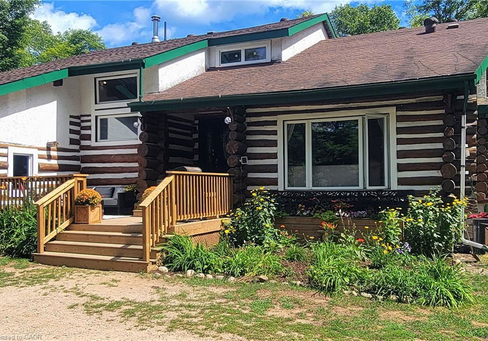 239-old-government-road-emsdale-ontario-40858888