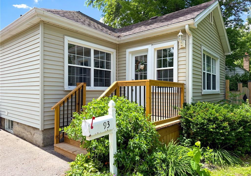93-barnes-avenue-brantford-ontario-40858891